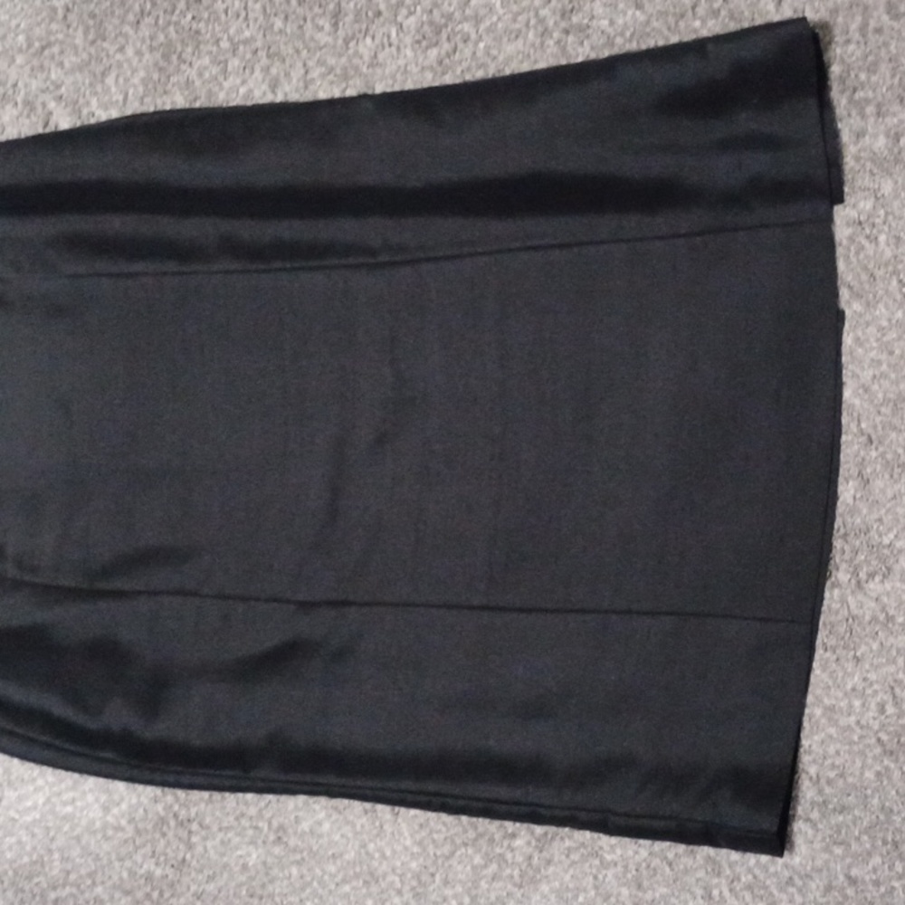Ann Taylor Black Midi Skirt - Picture 2 of 4